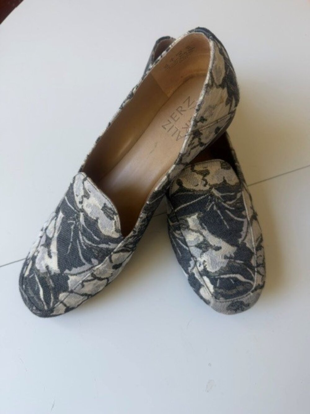 Naturalizer Slip on Bricade Loafer